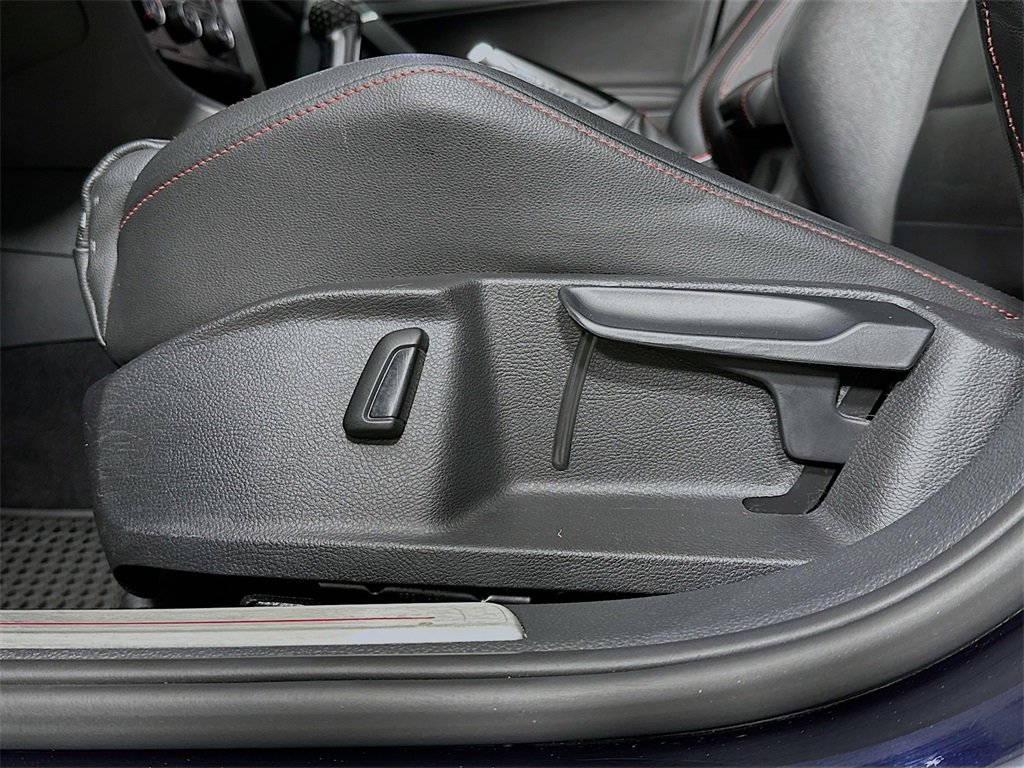 Used 2016 Volkswagen GTI SE w/ Lighting Package (SEL) image 22