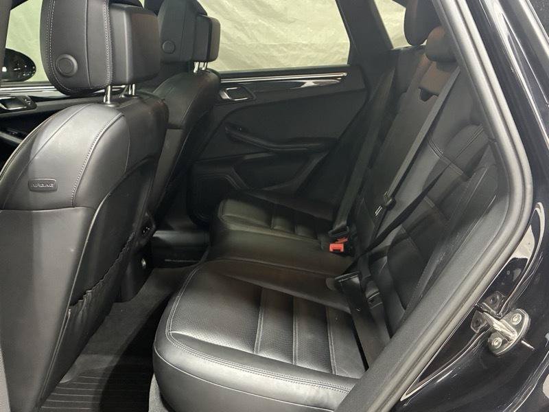 Used 2015 Porsche Macan S AWD/4WD image 19