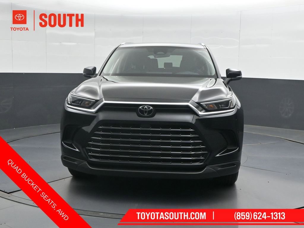 Used 2025 Toyota Grand Highlander AWD image 6