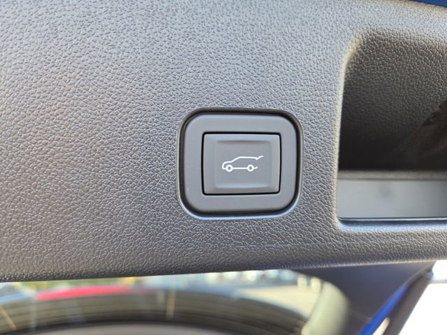 New 2026 Chevrolet Equinox EV LT image 14