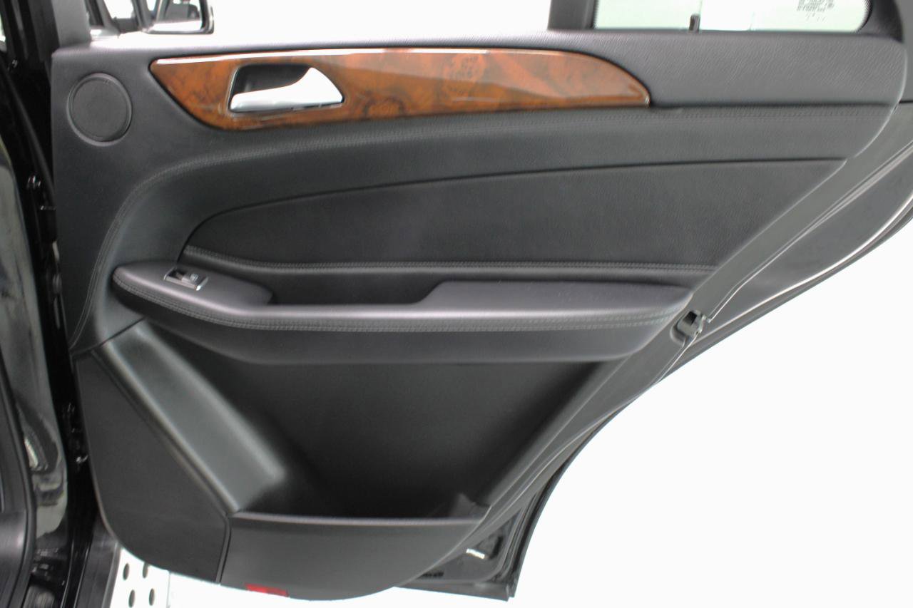 Used 2017 Mercedes-Benz GLE 400 4MATIC image 43