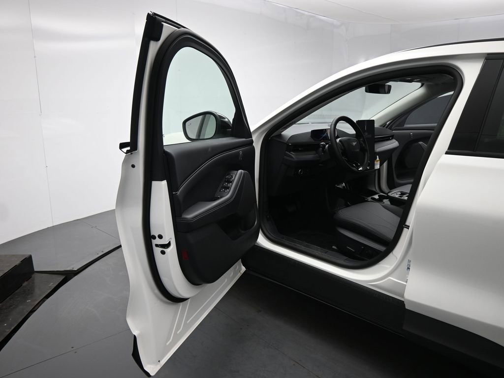 New 2026 Ford Mustang Mach-E Select image 8