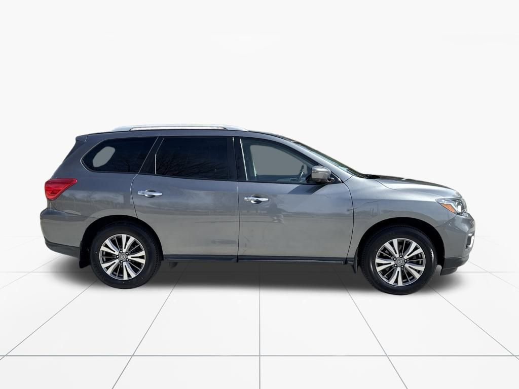Used 2020 Nissan Pathfinder SL image 14