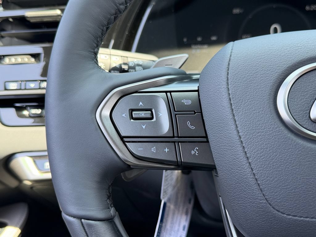 New 2026 Lexus RX 350h AWD/4WD image 16
