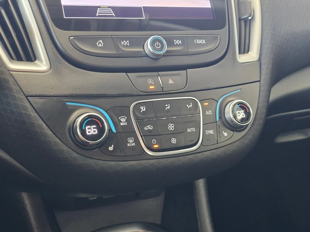 Used 2024 Chevrolet Malibu LT FWD image 28