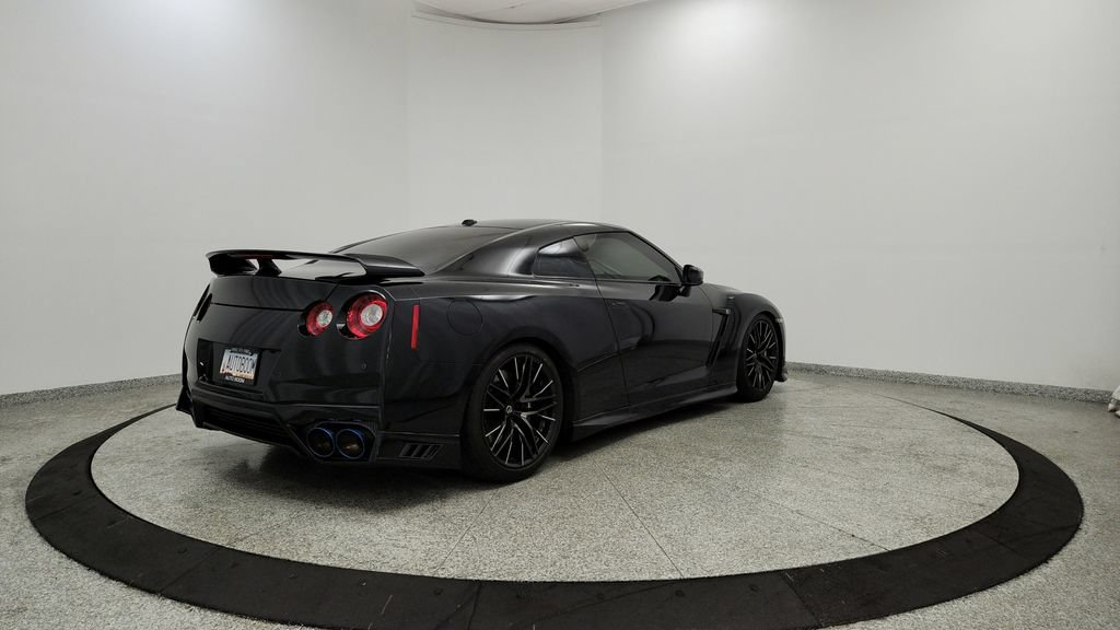 Used 2020 Nissan GT-R Premium w/ Premium Interior Package AWD/4WD image 5