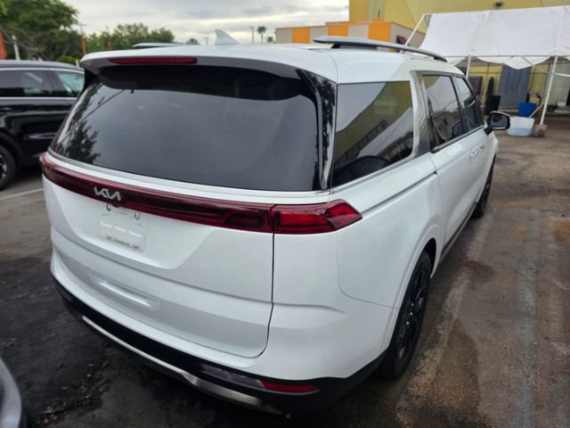 Used 2024 Kia Carnival SX FWD image 7