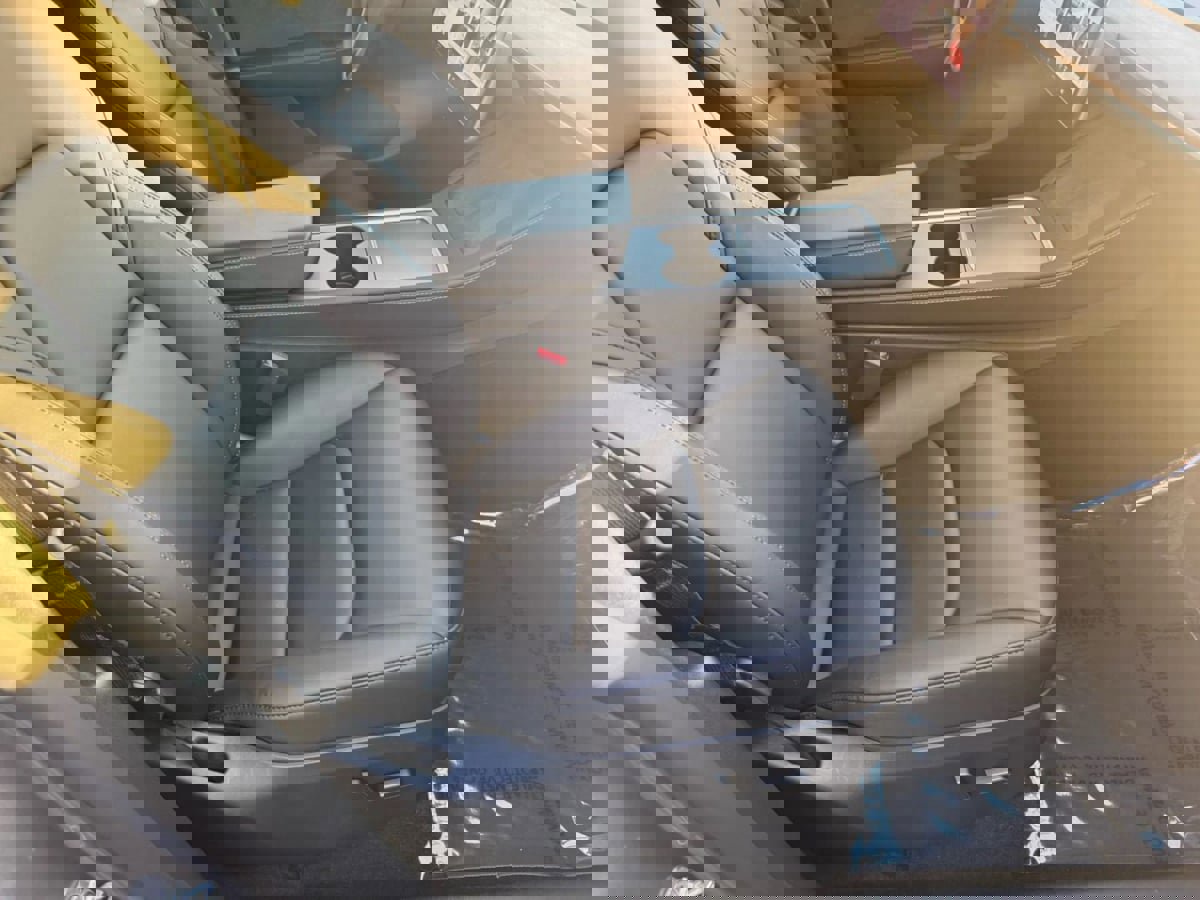 Used 2025 Tesla Model Y Long Range image 12