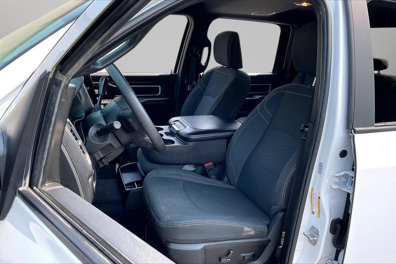Used 2025 RAM 2500 Big Horn AWD/4WD image 21