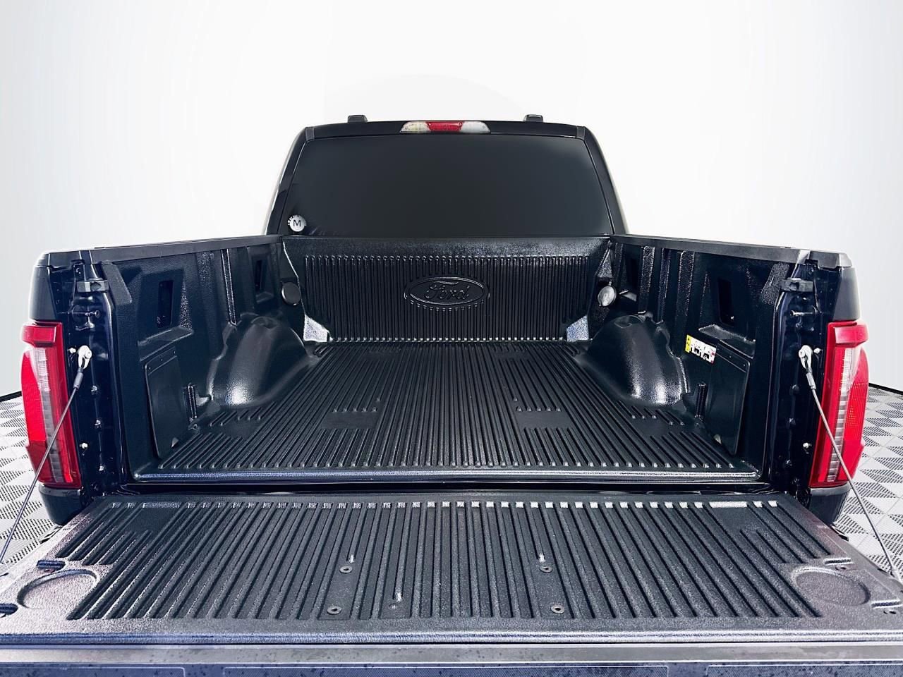 Used 2025 Ford F150 XLT w/ Equipment Group 301A Standard image 25