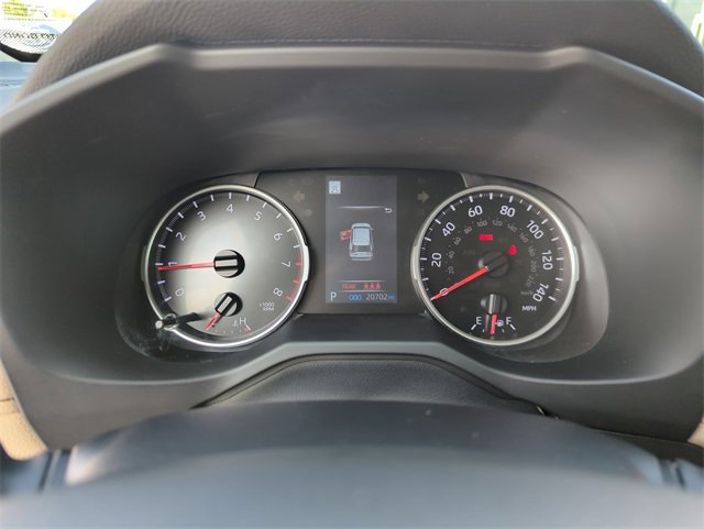 Used 2022 Toyota RAV4 LE image 39