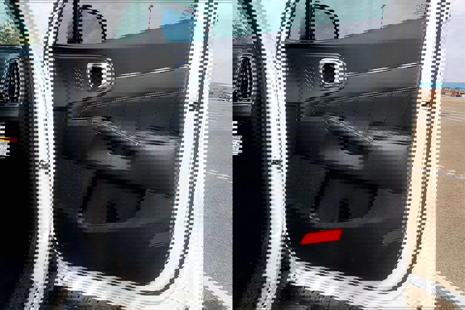 Certified 2024 Kia Sorento SX image 26