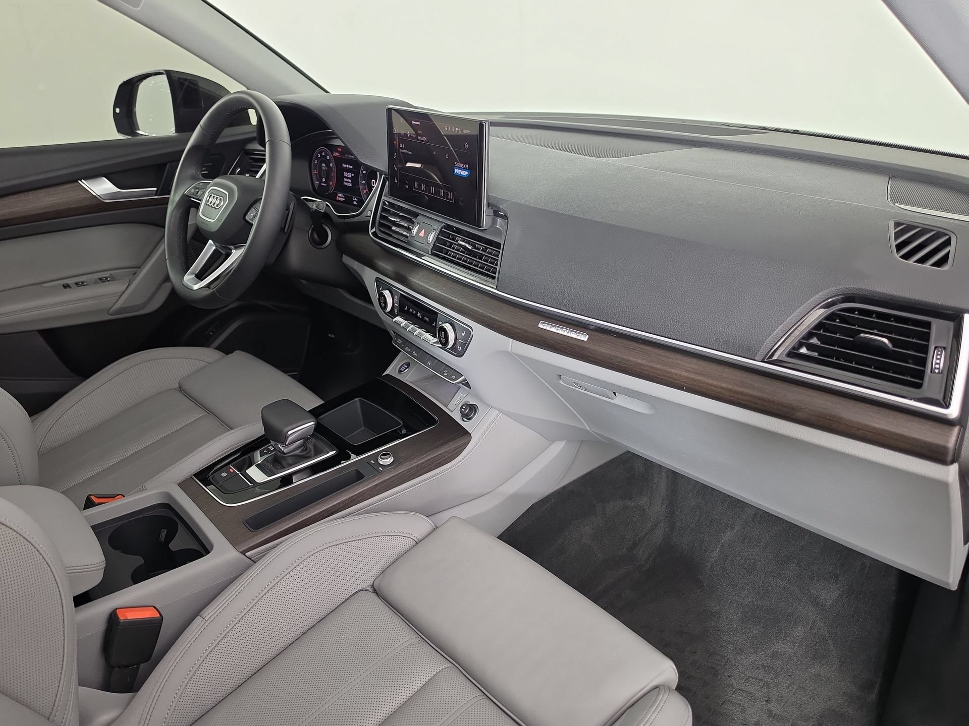 Certified 2023 Audi Q5 2.0T Premium Plus AWD/4WD image 47