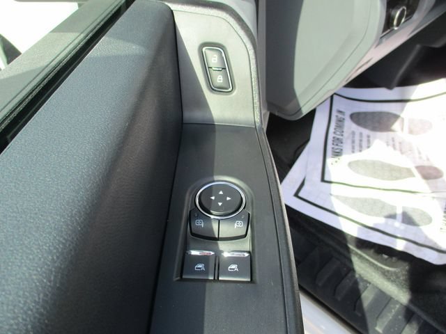 Used 2025 Ford F250 XL w/ XL Driver Assist Package RWD image 9