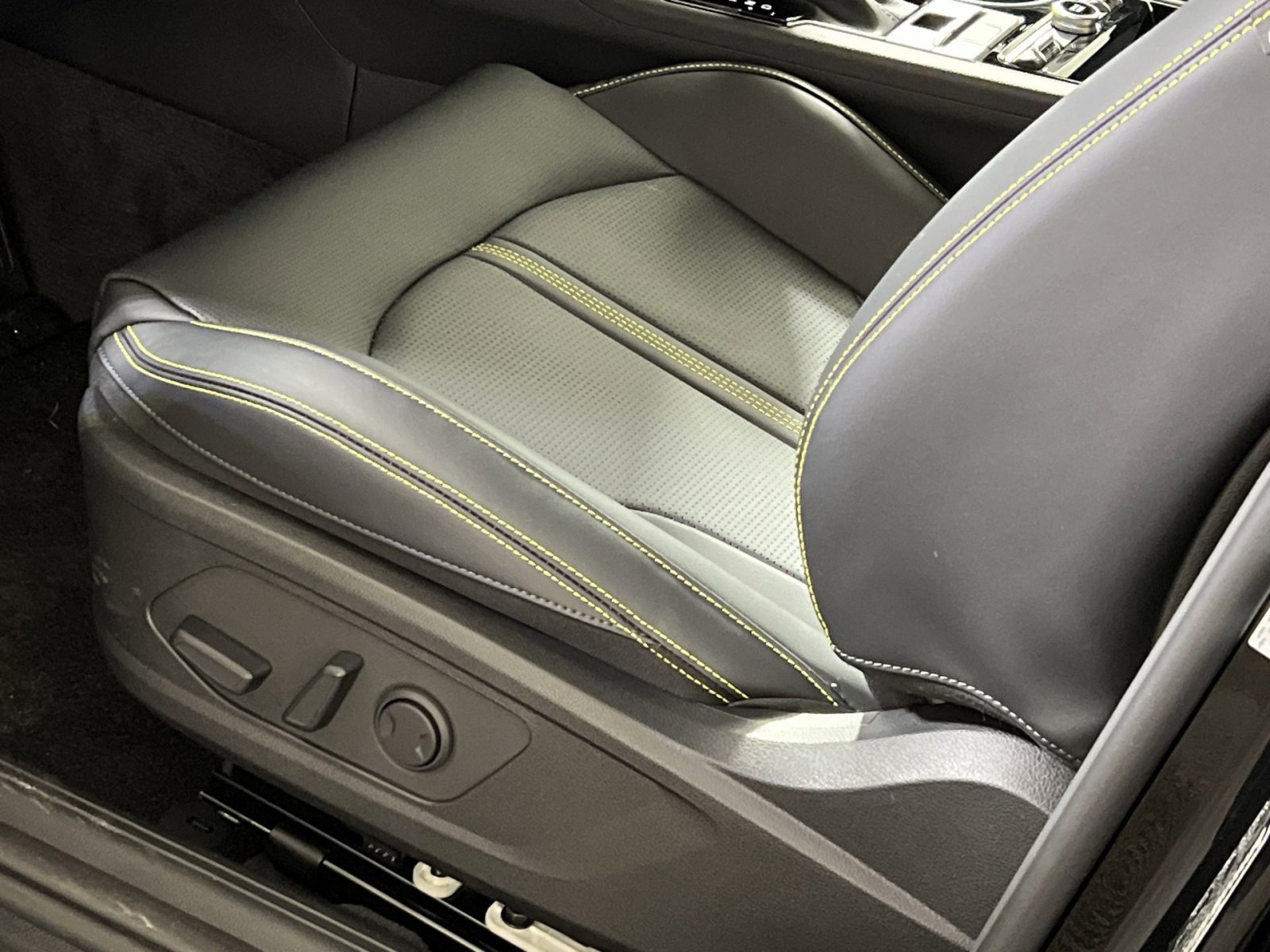 New 2026 Kia K5 GT image 12