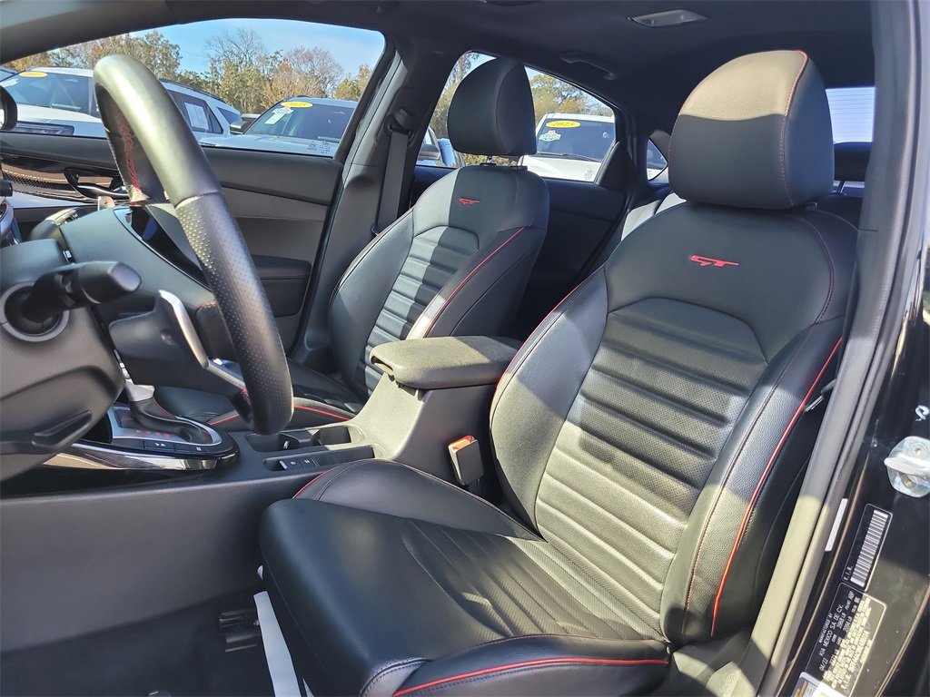 Used 2022 Kia Forte GT w/ GT2 Package image 17