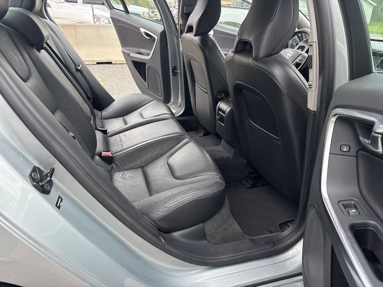 Used 2013 Volvo S60 T5 FWD image 25