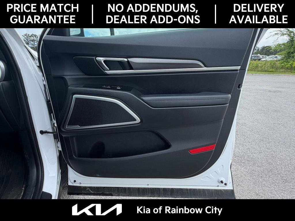 Used 2023 Kia Telluride S FWD image 16