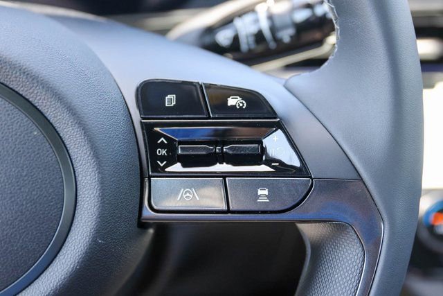 New 2026 Hyundai Elantra Limited image 24