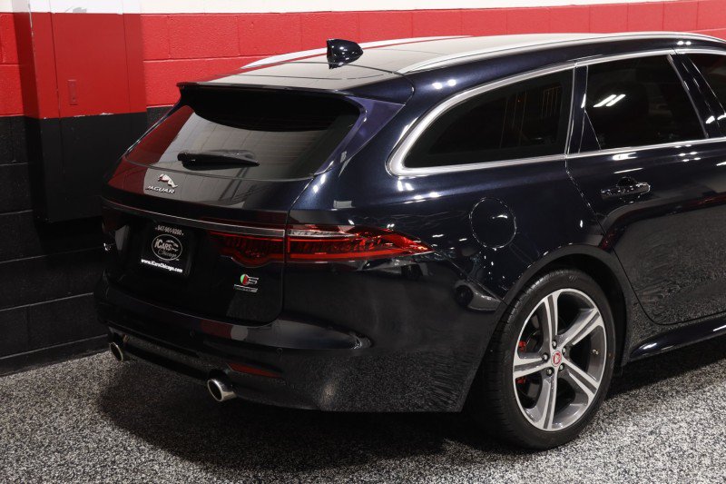 Used 2018 Jaguar XF First Edition AWD/4WD image 9