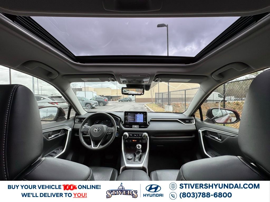 Used 2019 Toyota RAV4 Limited image 3