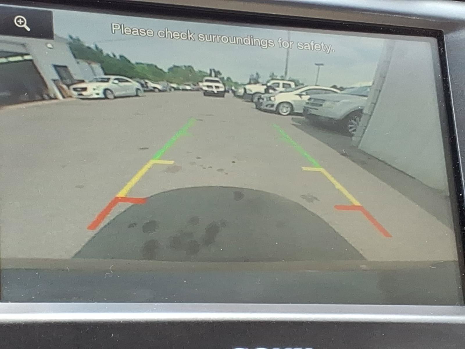 Used 2016 Ford Fusion Titanium FWD image 9