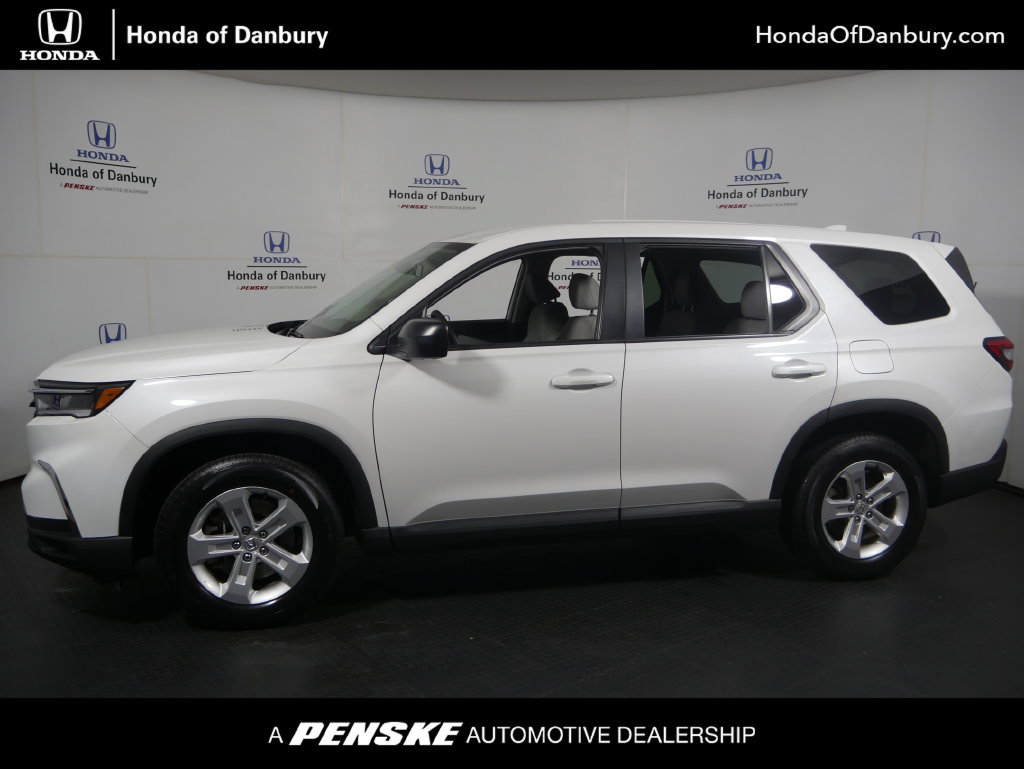 Used 2023 Honda Pilot LX