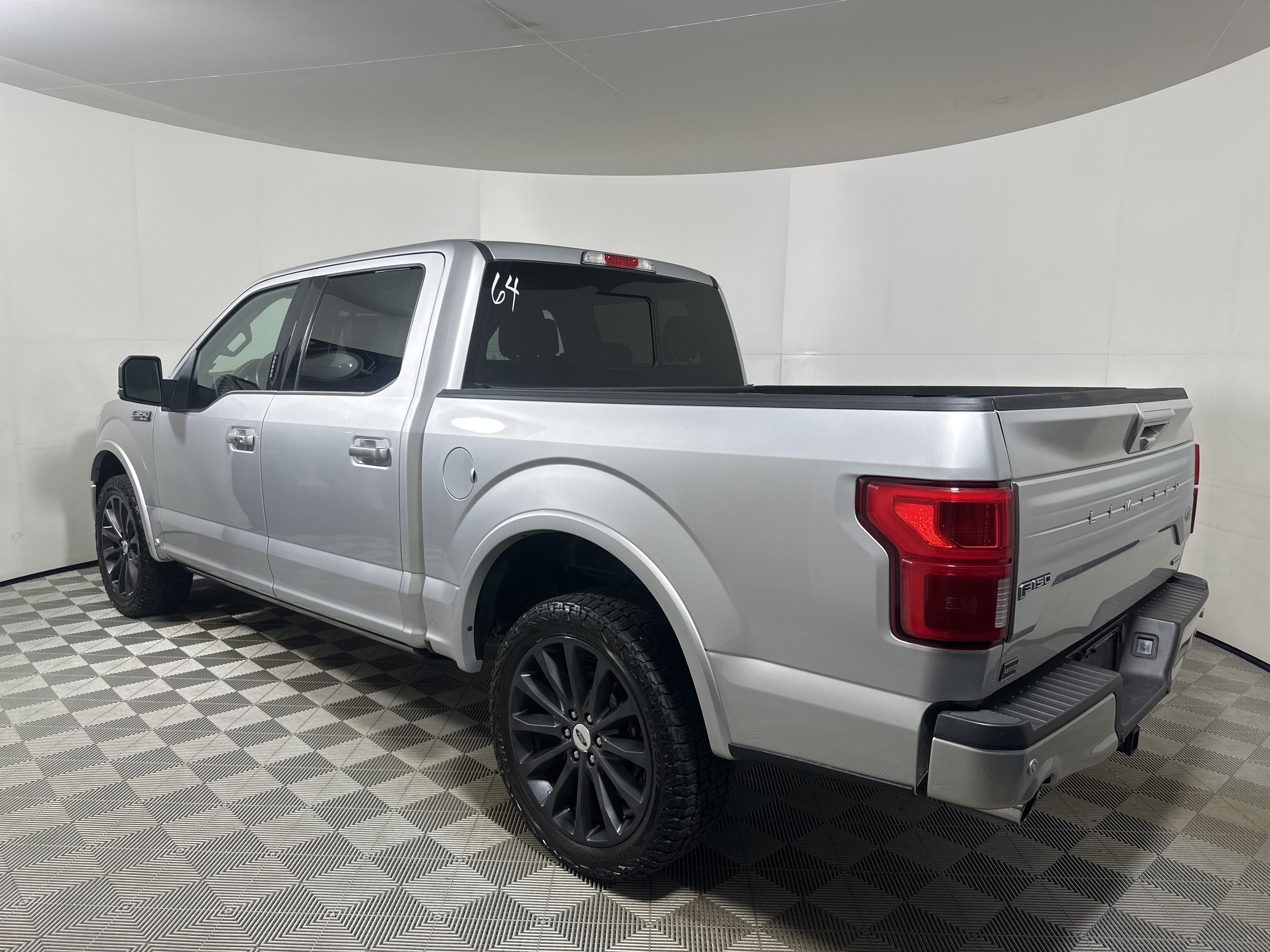 Used 2019 Ford F150 Limited w/ Trailer Tow Package AWD/4WD image 5