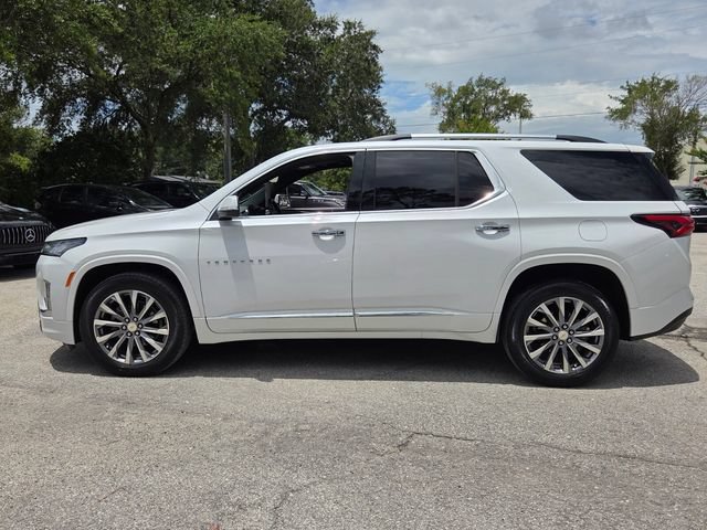 Used 2023 Chevrolet Traverse Premier FWD image 4