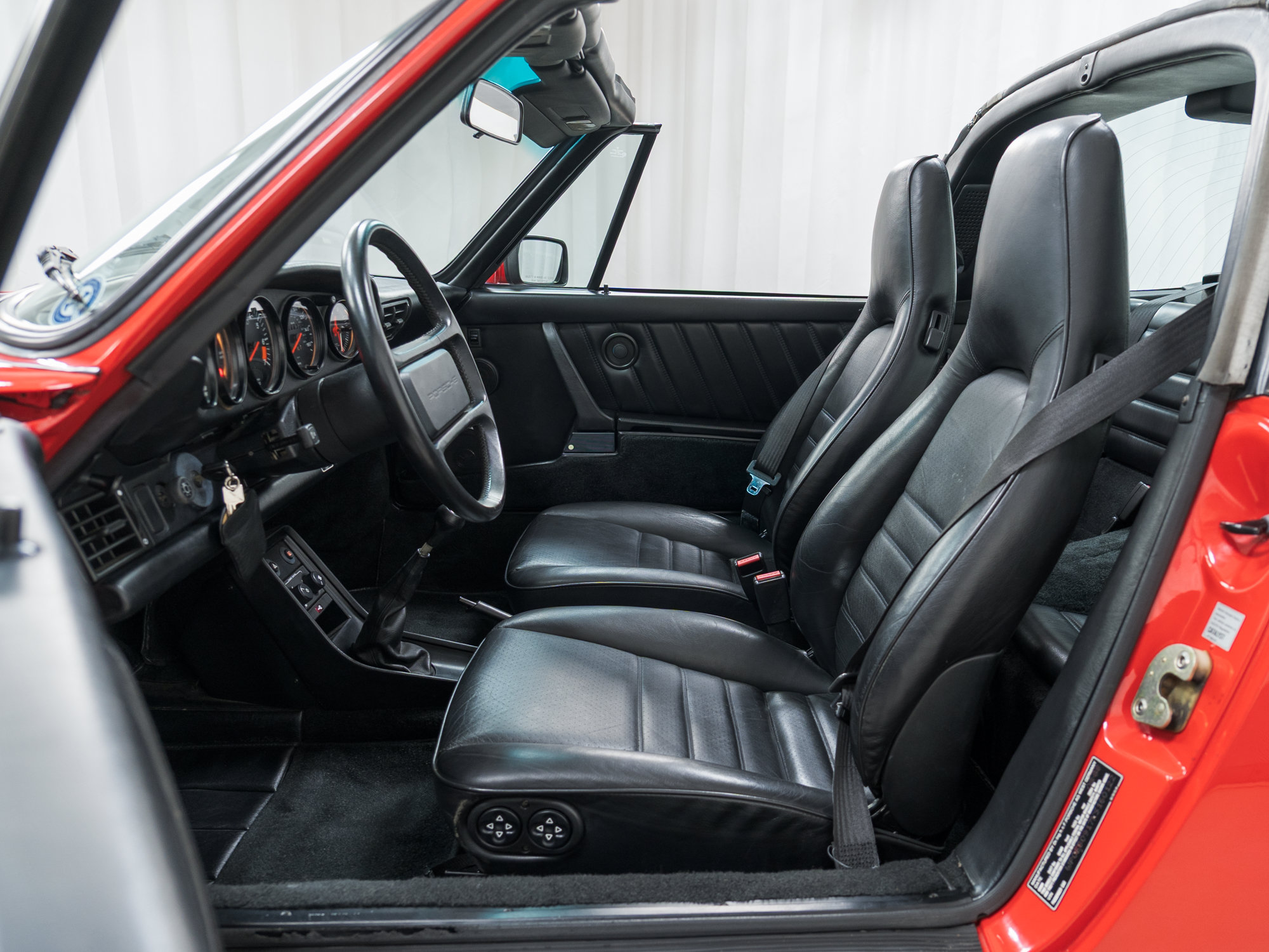 Used 1989 Porsche 911 Targa image 17