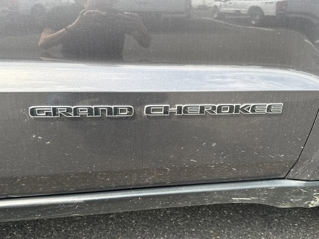 Used 2018 Jeep Grand Cherokee Limited w/ Trailer Tow Group IV image 14