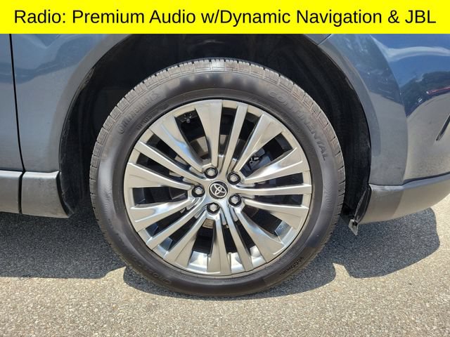 Used 2021 Toyota Venza Limited w/ Advanced Technology Package AWD/4WD image 7
