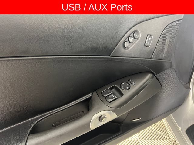 Used 2005 Chevrolet Corvette Coupe w/ Preferred Equipment Group RWD image 12