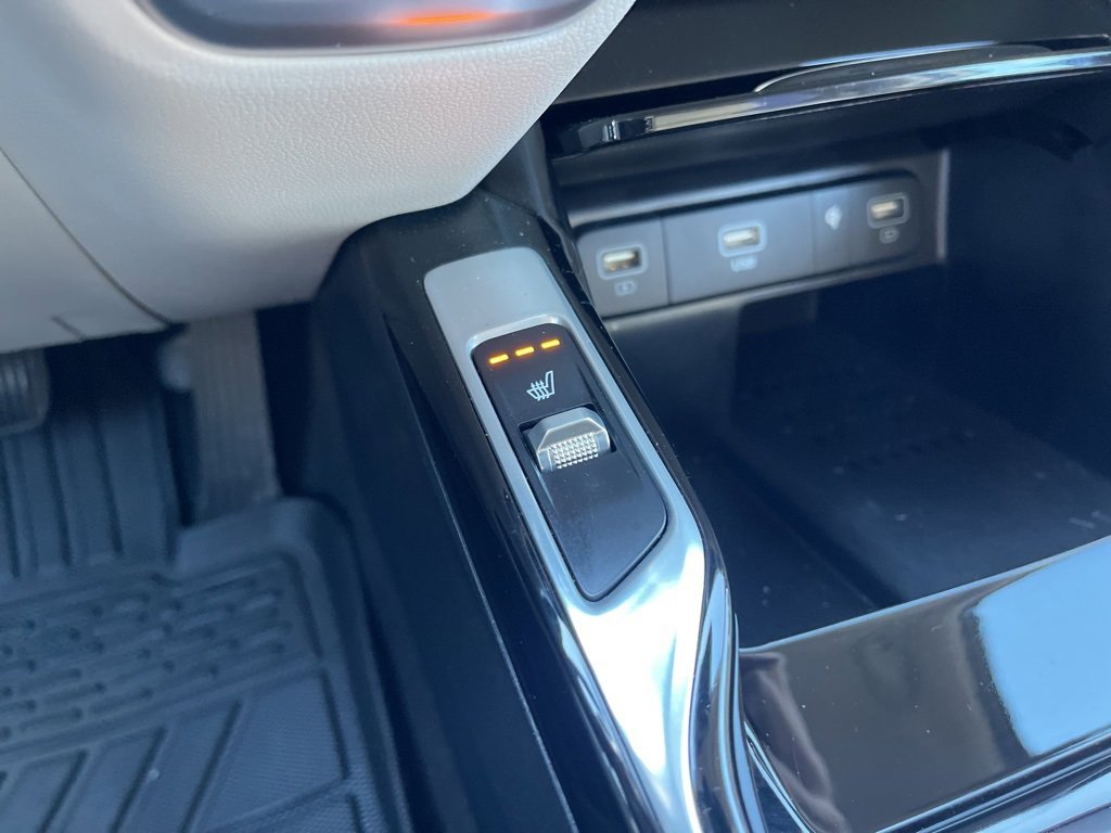 Certified 2022 Kia Sorento SX image 13