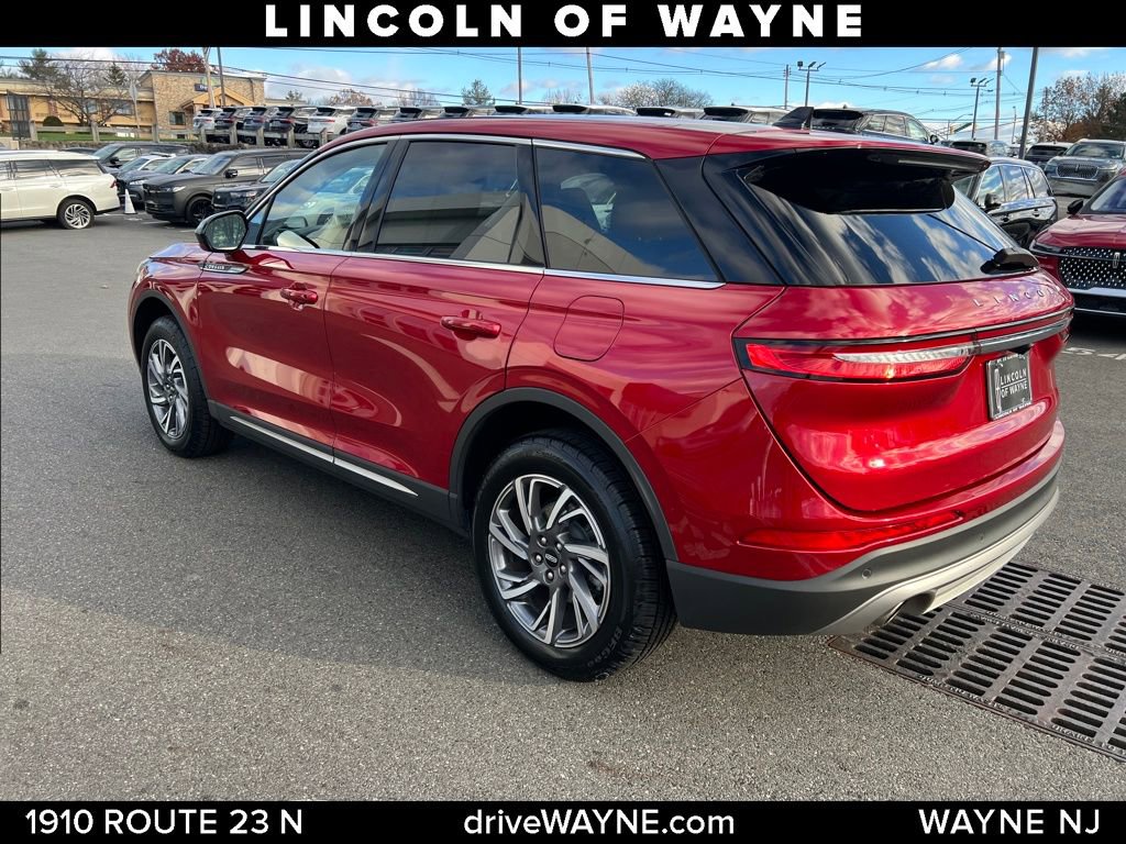 Certified 2023 Lincoln Corsair FWD image 3
