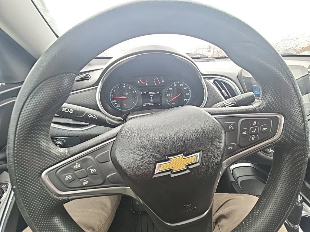 Used 2019 Chevrolet Malibu LT image 27