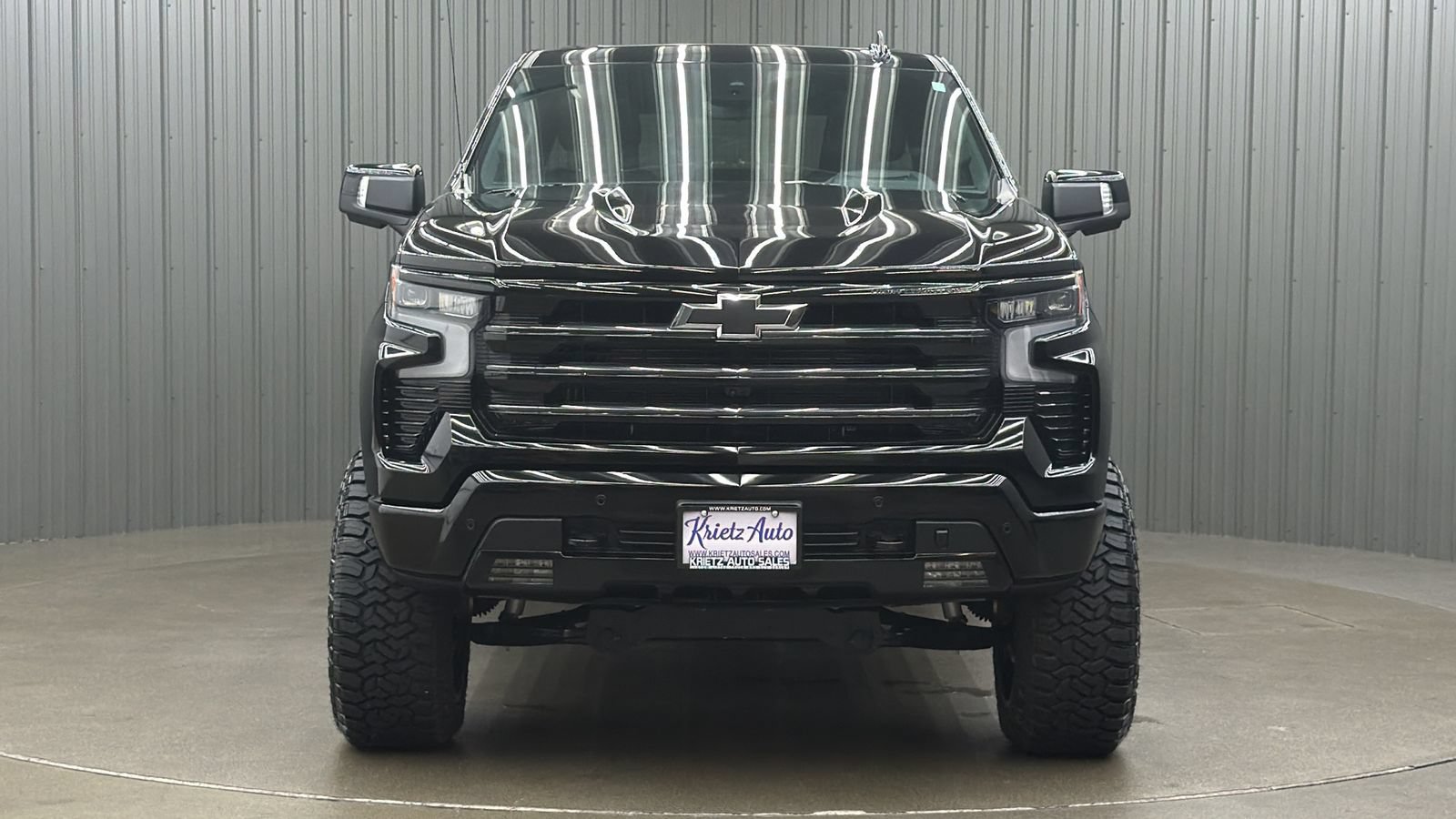 Used 2026 Chevrolet Silverado 1500 High Country w/ Midnight Edition AWD/4WD image 8