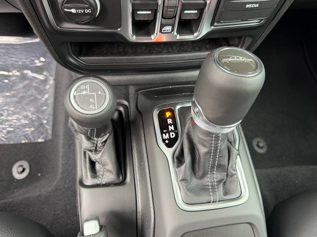 New 2026 Jeep Gladiator Sport AWD/4WD image 22