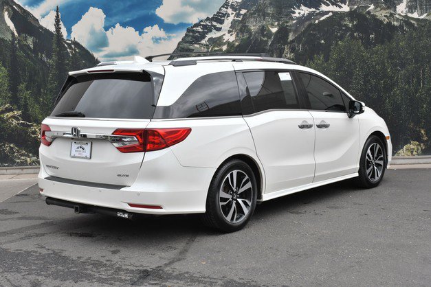 Used 2019 Honda Odyssey Elite image 3