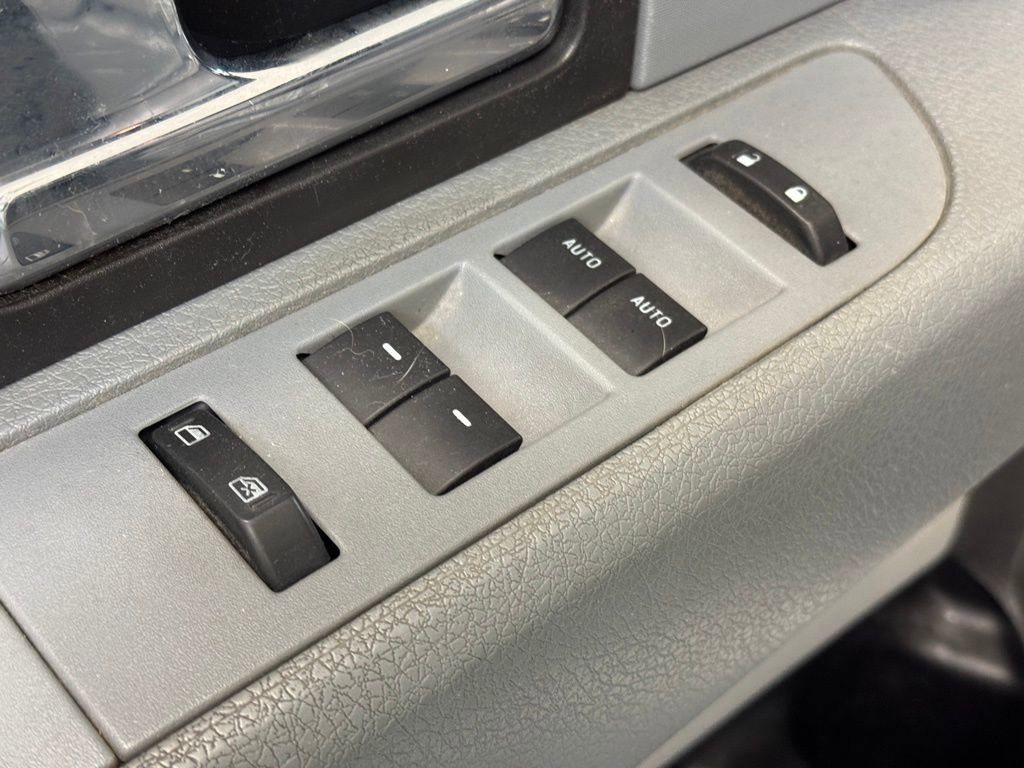 Used 2014 Ford F150 XLT w/ Equipment Group 302A Luxury AWD/4WD image 12
