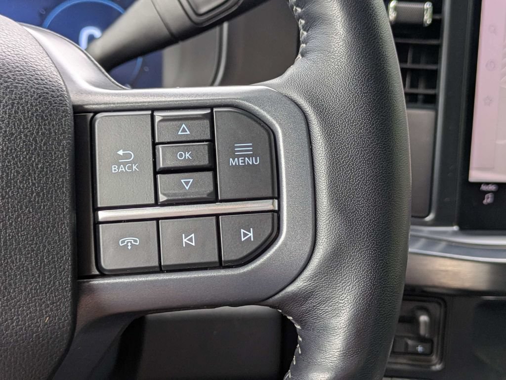 Used 2024 Ford F250 Lariat w/ Black Appearance Package AWD/4WD image 27