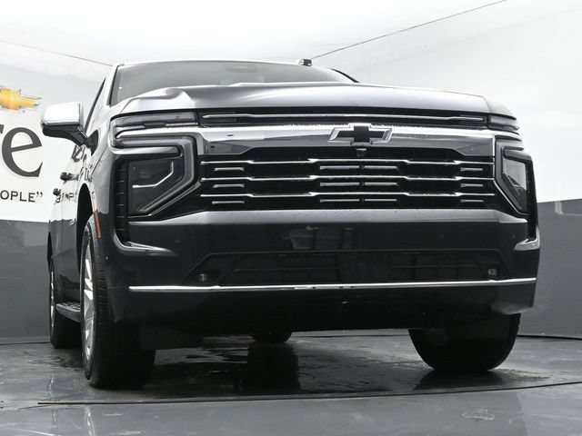 New 2026 Chevrolet Suburban Premier w/ Sun And Tow Package AWD/4WD image 3