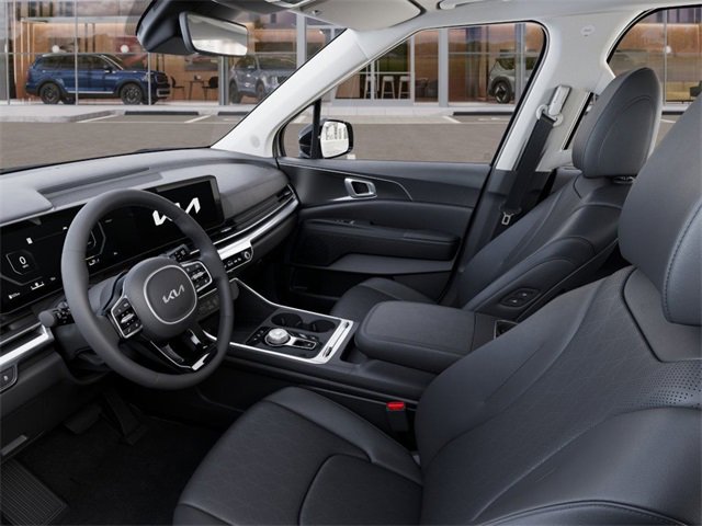 New 2025 Kia Carnival SX w/ SX Dark Edition Package image 17
