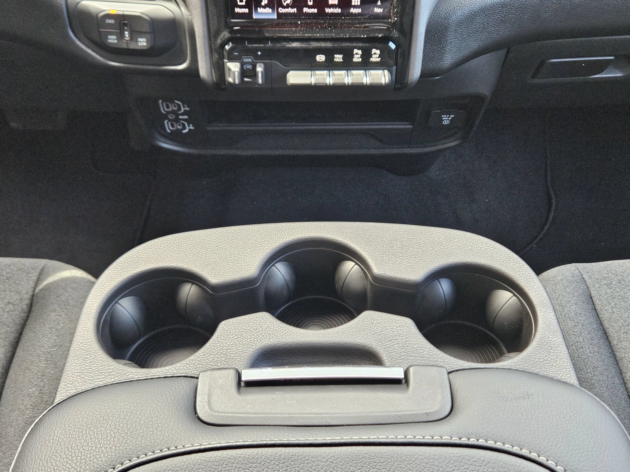 New 2026 RAM 3500 Tradesman AWD/4WD image 10