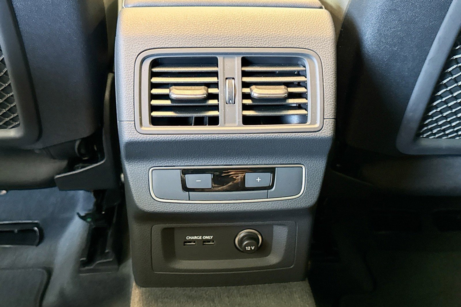 Used 2023 Audi Q5 2.0T Premium w/ Convenience Package AWD/4WD image 24