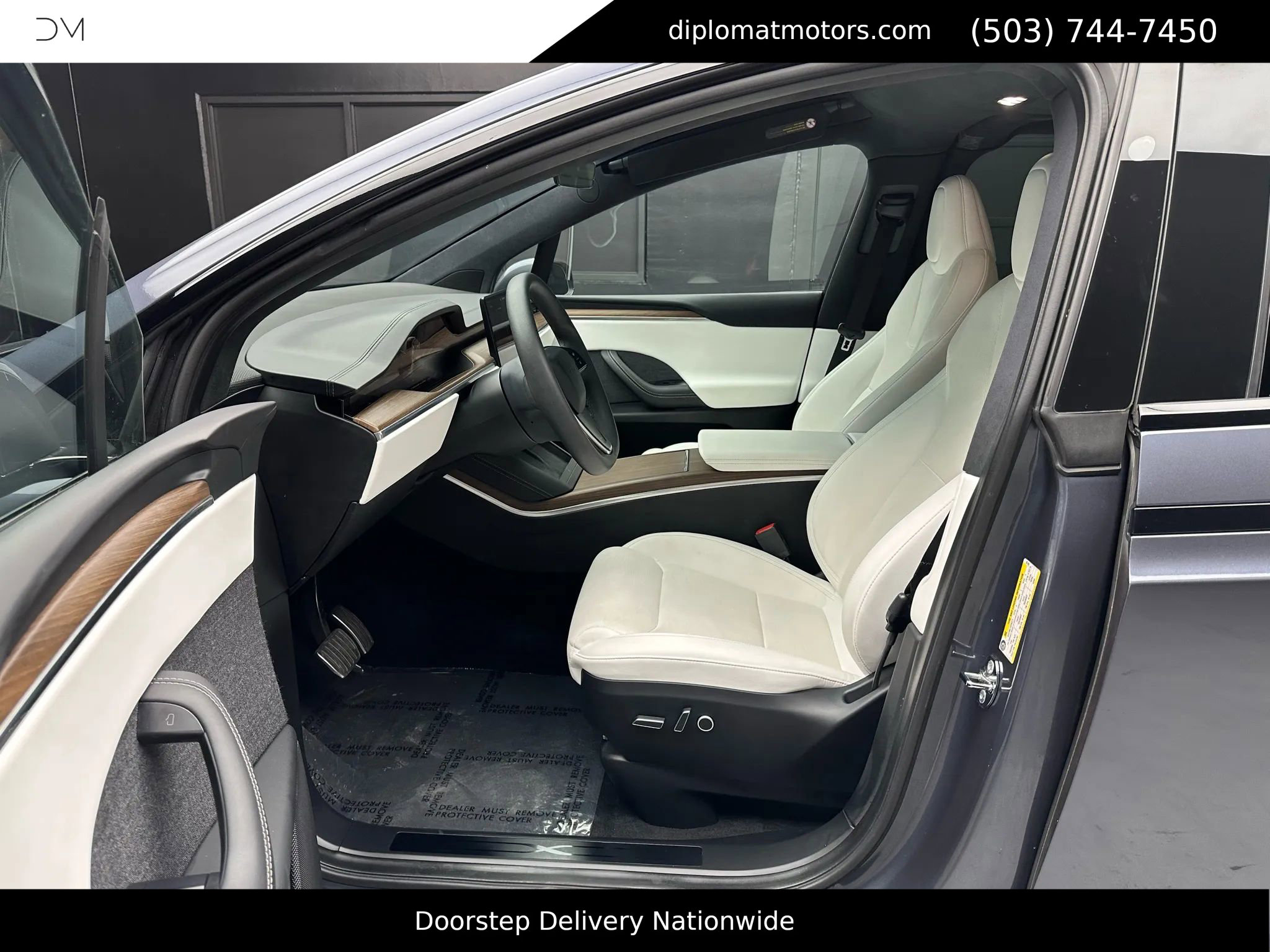 Used 2023 Tesla Model X image 17