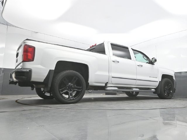 Used 2018 Chevrolet Silverado 1500 LTZ w/ Sport Package AWD/4WD image 38