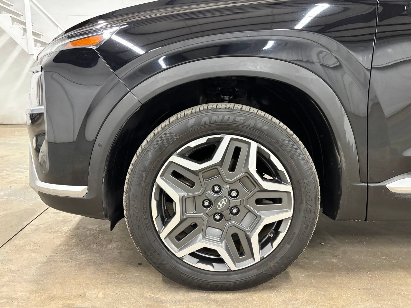Used 2021 Hyundai Santa Fe Limited AWD/4WD image 10