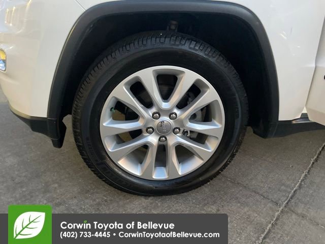 Used 2017 Jeep Grand Cherokee Limited w/ Luxury Group II image 26