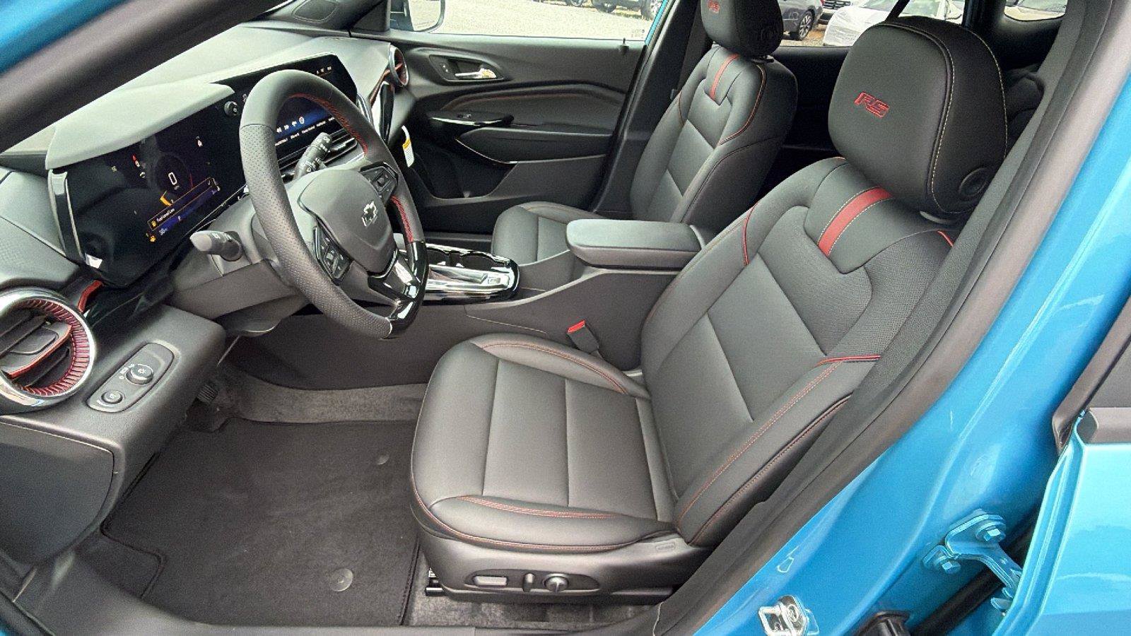 New 2026 Chevrolet Trax RS w/ Driver Confidence Package FWD image 16
